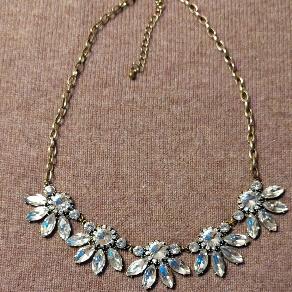 Necklace - Picture 1 of 3